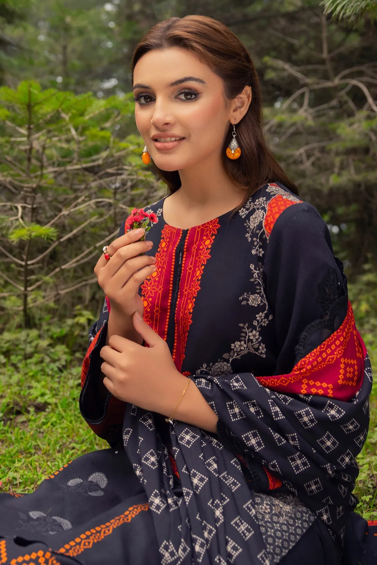 Charizma Combination Fall/Winter with Embroidered Shawl – CCW4-09