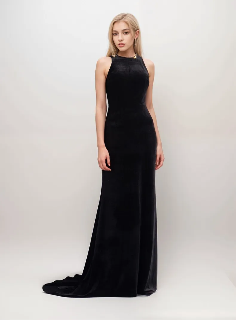 Elegant Goddess style Halted fit and flare velvet dress with long ribbon