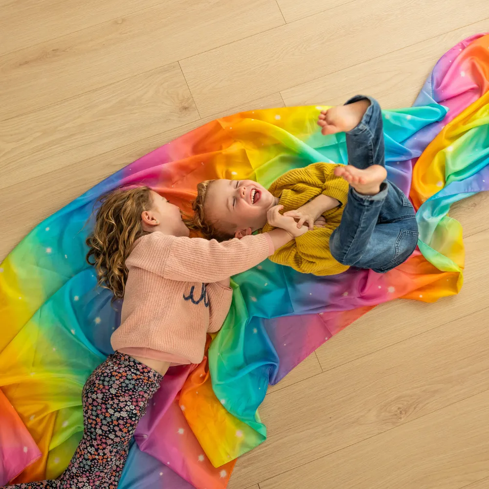 Giant Play Silk | Rainbow