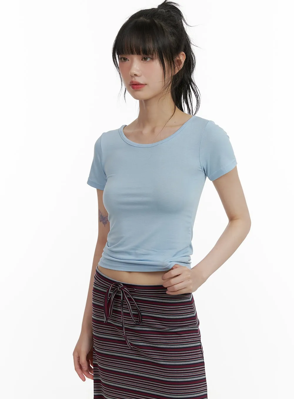 Solid Round Neck Crop Top CU410